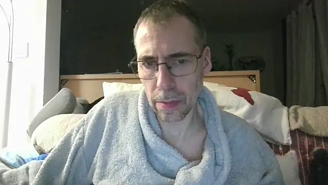 Snapshot of ptitcanard60600 chatting on 9, 3, 2026 ptitcanard60600 online show from 9, 3, 2026