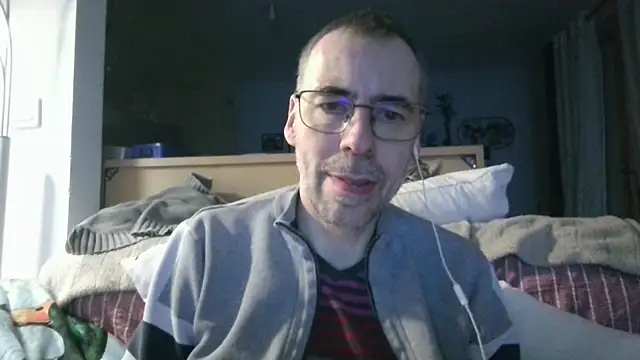 ptitcanard60600 online show from 20, 2, 2026