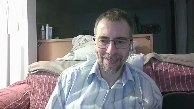 Snapshot of ptitcanard60600 chatting on 5, 6, 2026 ptitcanard60600 online show from 5, 6, 2026