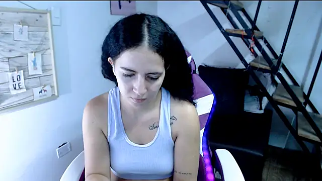samantha baby  online show from 9, 9, 2025