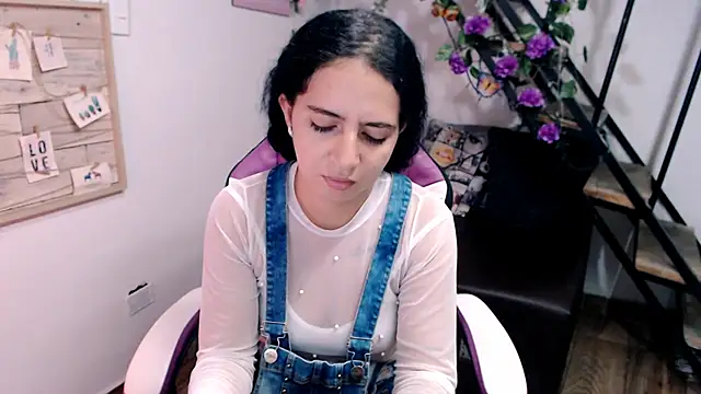 samantha baby  online show from 15, 3, 2026