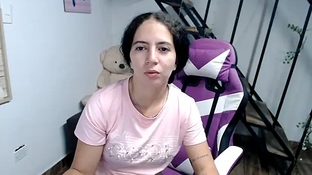 Snapshot of samantha_baby_ chatting on 23, 11, 2025 samantha baby online show from 23, 11, 2025