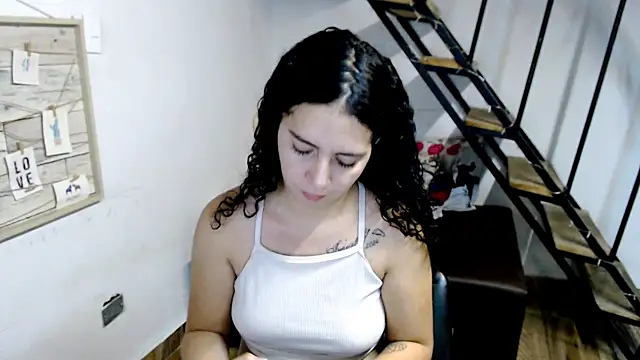 samantha baby  online show from 15, 3, 2025