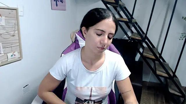 Snapshot of samantha_baby_ chatting on 24, 11, 2025 samantha baby online show from 24, 11, 2025