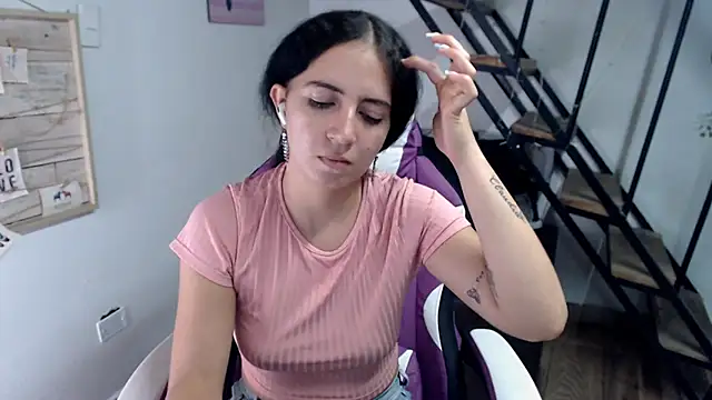 Snapshot of samantha_baby_ chatting on 18, 10, 2025 samantha baby online show from 18, 10, 2025