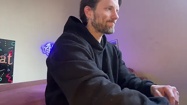 Snapshot of alexmannd chatting on 8, 5, 2026 alexmannd online show from 8, 5, 2026