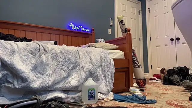 Snapshot of alexmannd chatting on 6, 3, 2025 alexmannd online show from 6, 3, 2025