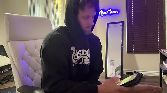 Snapshot of alexmannd chatting on 29, 9, 2025 alexmannd online show from 29, 9, 2025