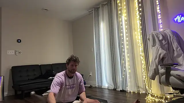 Snapshot of alexmannd chatting on 7, 10, 2025 alexmannd online show from 7, 10, 2025