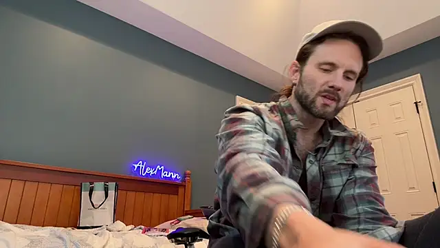 Snapshot of alexmannd chatting on 24, 2, 2025 alexmannd online show from 24, 2, 2025