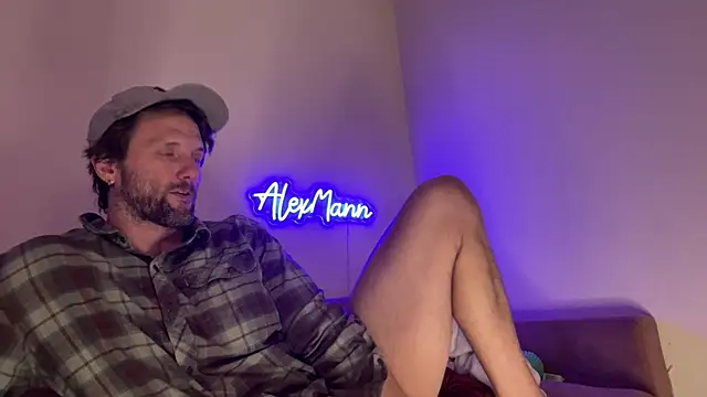 Snapshot of alexmannd chatting on 21, 11, 2025 alexmannd online show from 21, 11, 2025