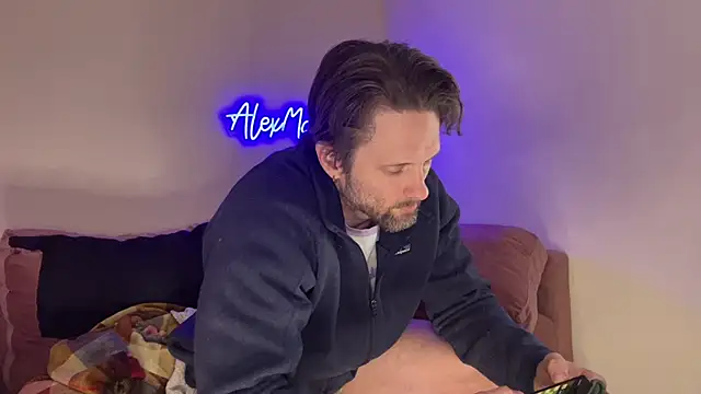 Snapshot of alexmannd chatting on 8, 11, 2025 alexmannd online show from 8, 11, 2025