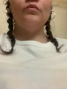 ThICk JuIcEy online show from 22, 2, 2026