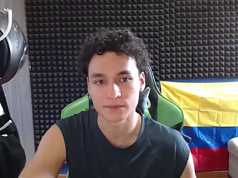 Snapshot of Curly_Angel24 chatting on 27, 6, 2026 Curly Angel24 online show from 27, 6, 2026