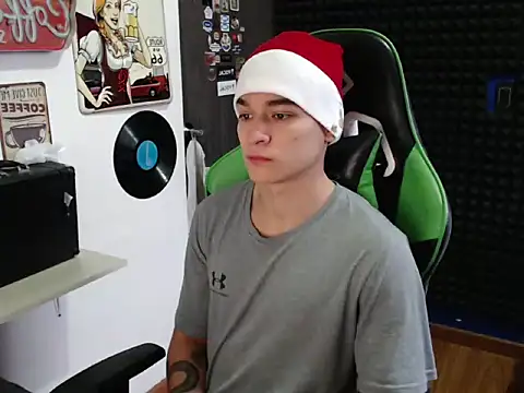 Curly Angel24 online show from 2, 12, 2025