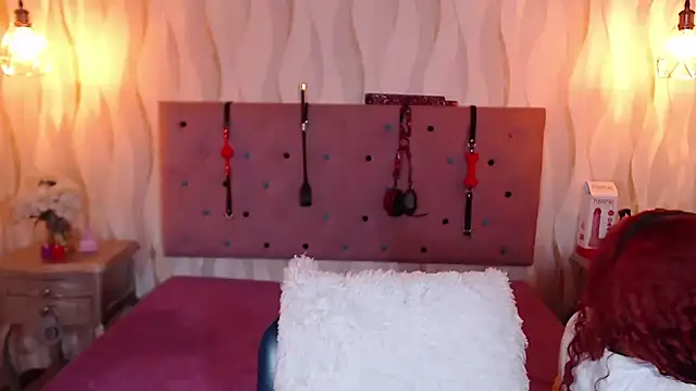 IsabelaLatina online show from 7, 1, 2026