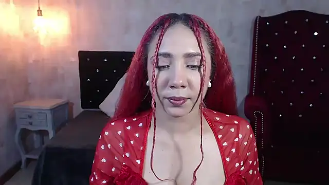 IsabelaLatina online show from 9, 6, 2026
