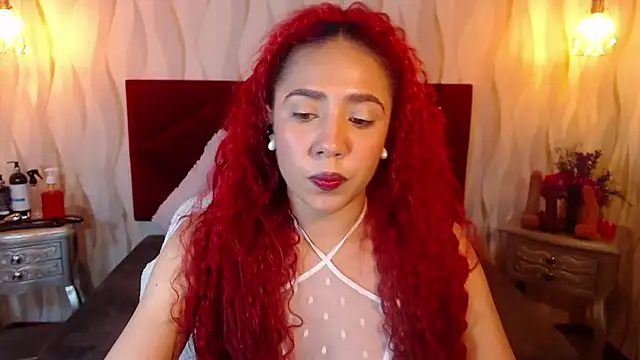 IsabelaLatina online show from 5, 6, 2026