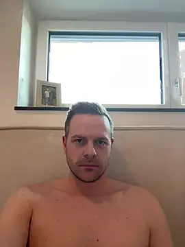 Danii0790 online show from 5, 2, 2025