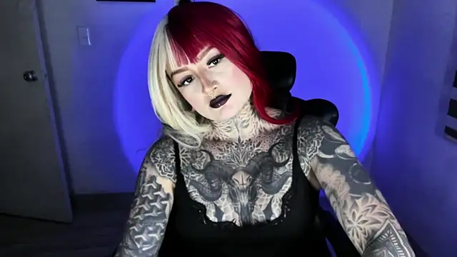 Snapshot of Anaii_Gomez chatting on 8, 6, 2026 Anaii Gomez online show from 8, 6, 2026