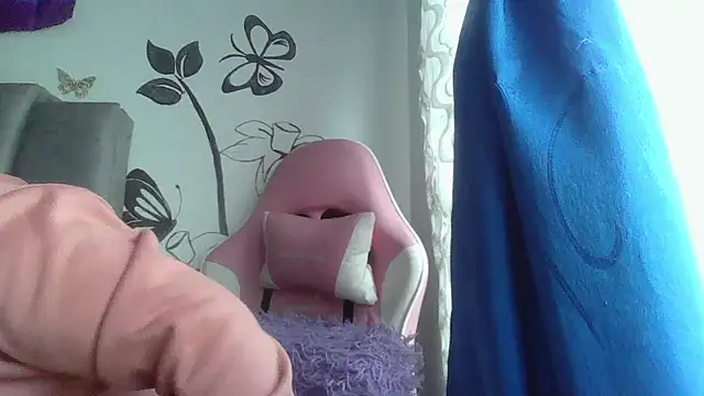 Charis 21 online show from 15, 4, 2026