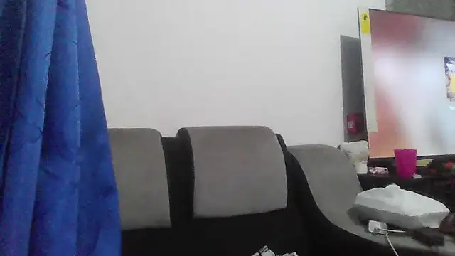 Snapshot of Charis_21 chatting on 11, 5, 2026 Charis 21 online show from 11, 5, 2026