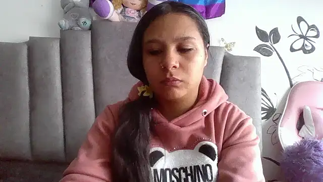 Charis 21 online show from 14, 4, 2026