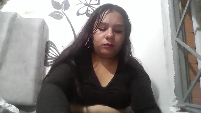 Snapshot of Charis_21 chatting on 25, 4, 2026 Charis 21 online show from 25, 4, 2026