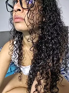 angela  98 online show from 13, 4, 2026