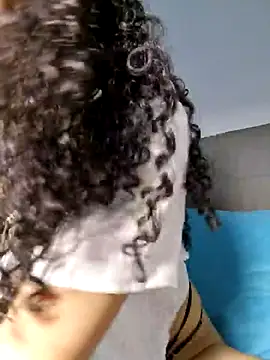Snapshot of angela__98 chatting on 25, 6, 2026 angela 98 online show from 25, 6, 2026
