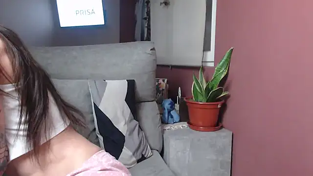Snapshot of Sofiasweetsecret chatting on 5, 5, 2026 Sofiasweetsecret online show from 5, 5, 2026