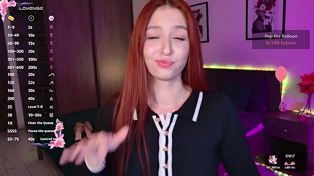 Snapshot of EleanorePeach chatting on 28, 11, 2025 EleanorePeach online show from 28, 11, 2025