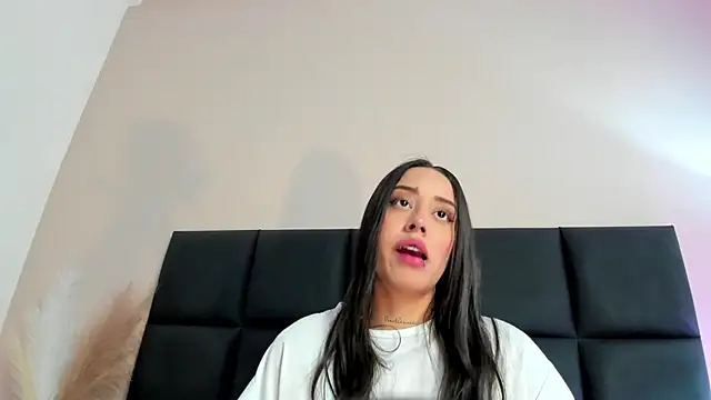 NoraDasilva online show from 14, 11, 2025