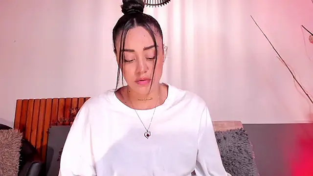 NoraDasilva online show from 10, 3, 2026