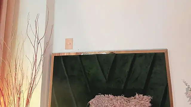 NoraDasilva online show from 11, 11, 2025