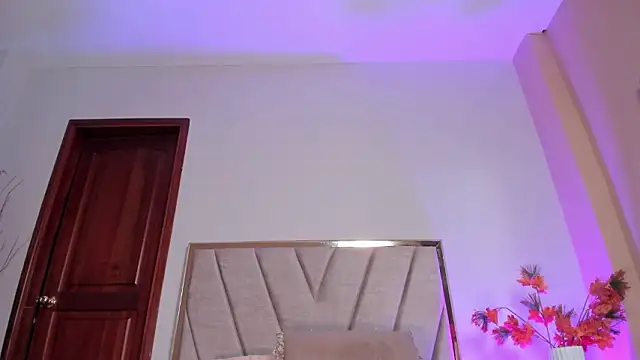 NoraDasilva online show from 3, 2, 2026