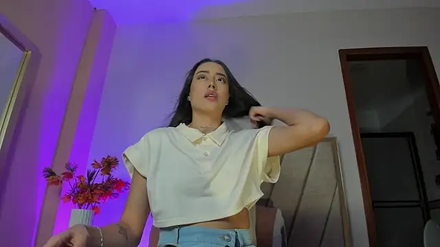 NoraDasilva online show from 22, 10, 2025