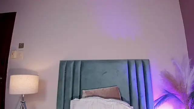 NoraDasilva online show from 10, 4, 2026