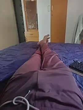 Snapshot of Newyork-couple chatting on 29, 10, 2025 Newyork-couple online show from 29, 10, 2025