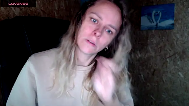 Snapshot of las_sweet chatting on 24, 6, 2026 las sweet online show from 24, 6, 2026