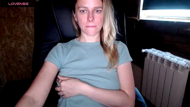 Snapshot of las_sweet chatting on 22, 6, 2026 las sweet online show from 22, 6, 2026