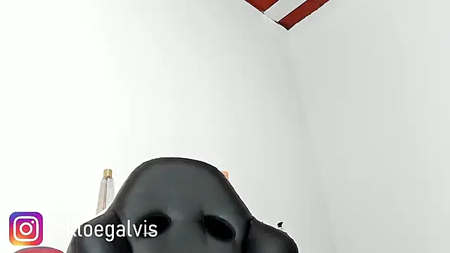 Kloe-squirts online show from 7, 11, 2025