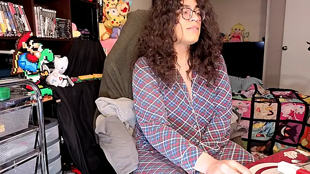 Snapshot of ShinyCherub chatting on 16, 5, 2026 ShinyCherub online show from 16, 5, 2026