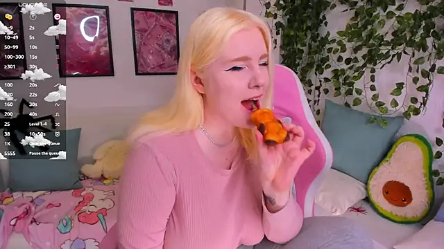 art lovee online show from 5, 2, 2026