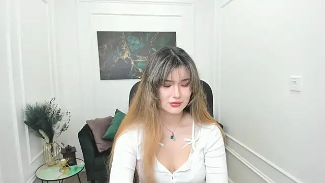 AnneTLi online show from 21, 4, 2026