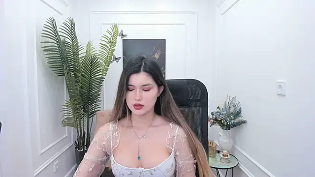 AnneTLi online show from 27, 11, 2025