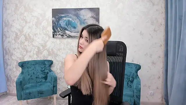 AnneTLi online show from 4, 12, 2024