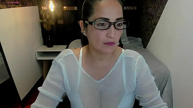 Snapshot of KatteMilf chatting on 2, 5, 2026 KatteMilf online show from 2, 5, 2026