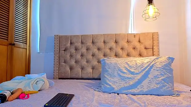 KeryHillson online show from 18, 3, 2026