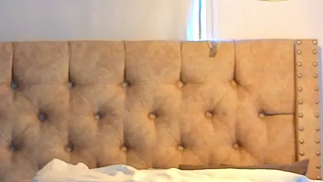 KeryHillson online show from 10, 3, 2026